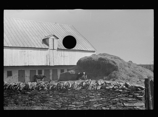 Untitled photo, possibly related to: Old barn near Sharpsburg, Maryland