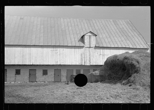 Untitled photo, possibly related to: Old barn near Sharpsburg, Maryland