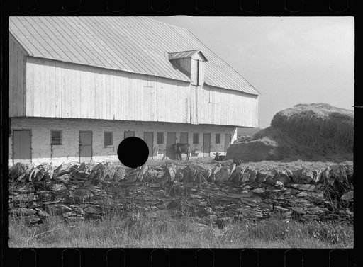 Untitled photo, possibly related to: Old barn near Sharpsburg, Maryland