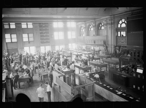 Untitled photo, possibly related to: Open grain market, Minneapolis Grain Exchange, Minneapolis, Minnesota