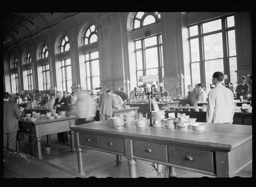 Untitled photo, possibly related to: Open grain market, Minneapolis Grain Exchange, Minneapolis, Minnesota
