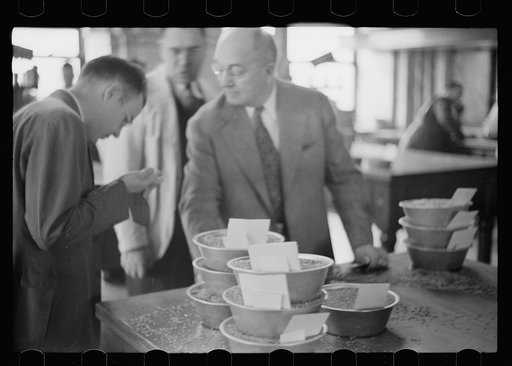 Untitled photo, possibly related to: Buyer at open grain market, Minneaplis Grain Exchange, Minnesota