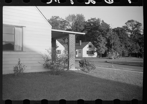 Untitled photo, possibly related to: Greenhills, Ohio