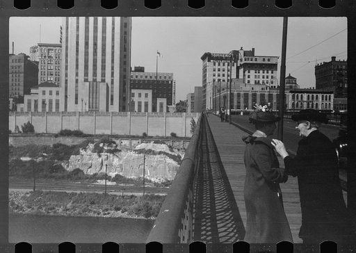 Untitled photo, possibly related to: Courthouse and city hall, St. Paul, Minnesota