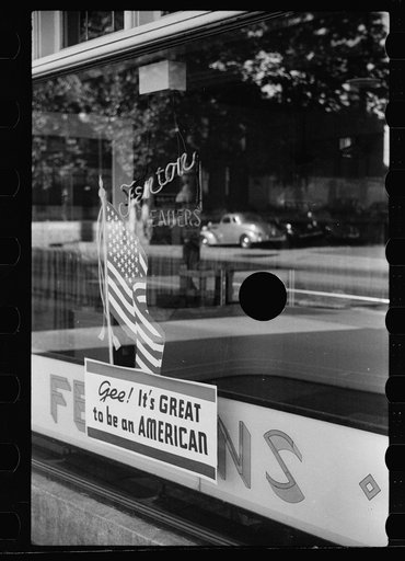 Untitled photo, possibly related to: Covington, Kentucky, street corner, 3:33 p.m.