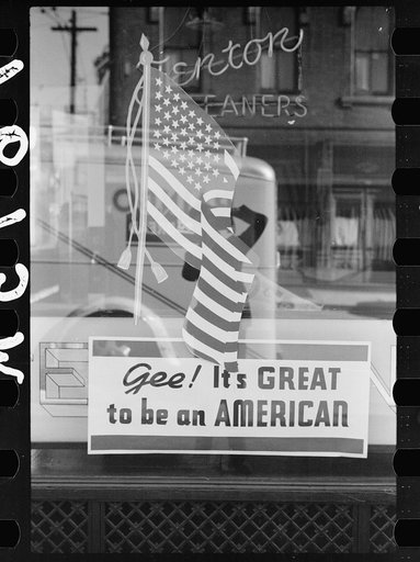 Untitled photo, possibly related to: Covington, Kentucky, street corner, 3:33 p.m.