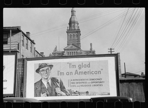 Untitled photo, possibly related to: CM&P (Chicago, Milwaukee and St. Paul) railroad station, Dubuque, Iowa