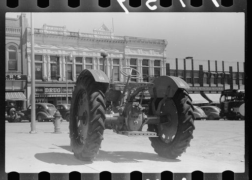 Tractor for sale, Denison, Iowa