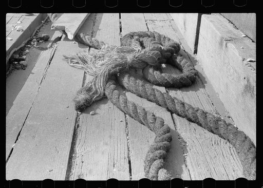 Rope along river front, Dubuque, Iowa