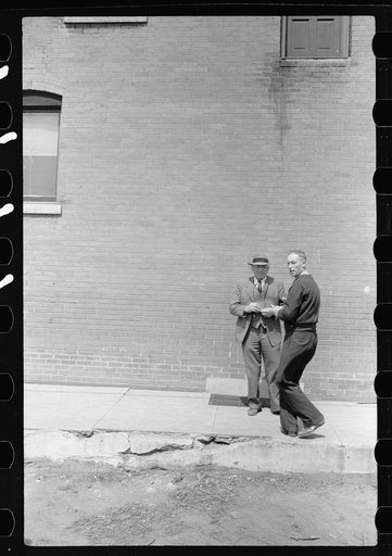 Men talking, Conrad, Iowa