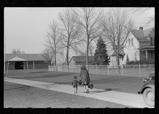 Untitled photo, possibly related to: Fred Coulter's children coming home from school, Grundy County, Iowa