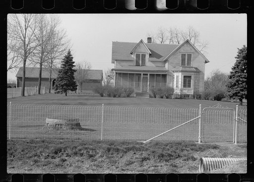 Farmhouse, Grundy County, Iowa