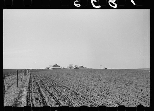 Untitled photo, possibly related to: Oiling planter preparatory to corn planting, Jasper County, Iowa