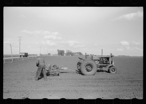 Four-row tractor corn planter, Jasper County, Iowa