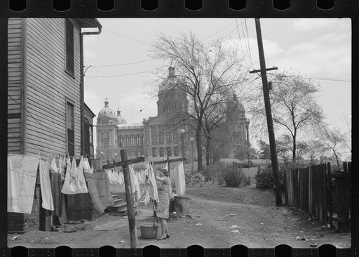 Untitled photo, possibly related to: State capitol, Des Moines, Iowa