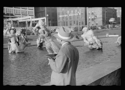 Untitled photo, possibly related to: Fountain in front of Union Station, St. Louis, Missouri