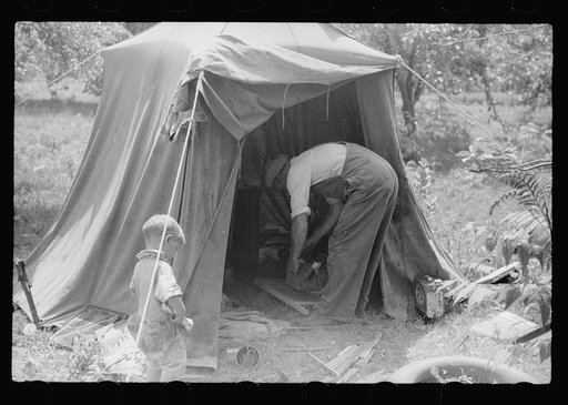Untitled photo, possibly related to: Migrant children eating, Berrien County, Michigan