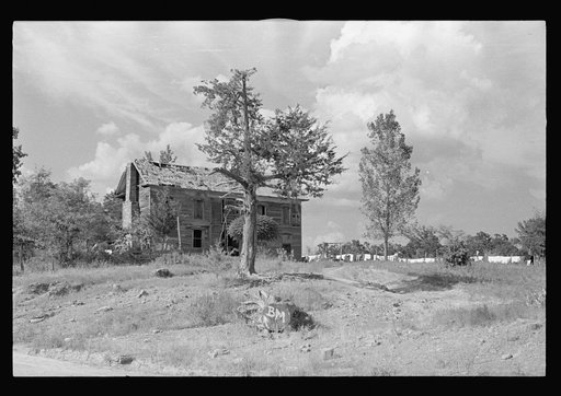 Old stage coach tavern near Huntsville, Arkansas, now inhabited by rehabilitation client