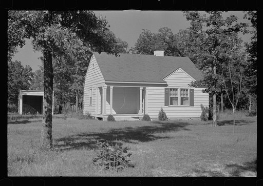House at Tupelo Homesteads, Mississippi