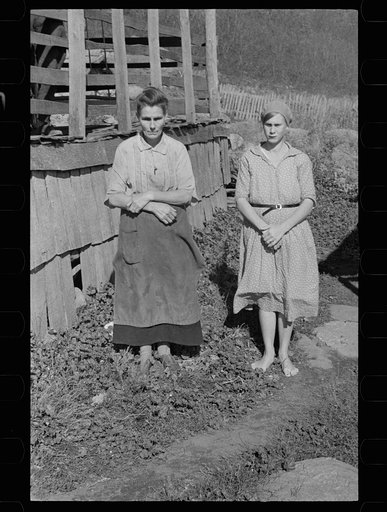 Untitled photo, possibly related to: Fanny Corbin, the mother of twenty-two children, Shenandoah National Park, Virginia