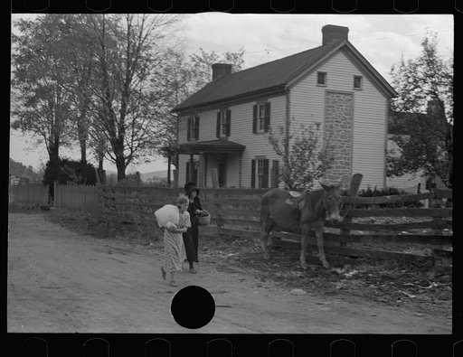 Untitled photo, possibly related to: Citizens of Nethers in front of post office, Virginia