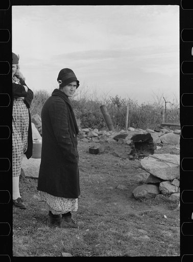 Mrs. Eddie Nicholson, who frequently goes to the nearby resort to beg, Shenandoah National Park, Virginia