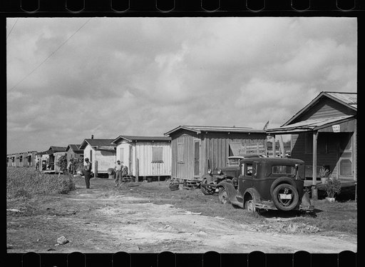 A row of houses in the Negro section, Belle Glade, Florida