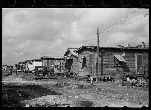 Untitled photo, possibly related to: A row of houses in the Negro section, Belle Glade, Florida