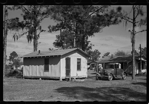 Housing in a tourist camp for citrus workers, near Winter Haven, Florida