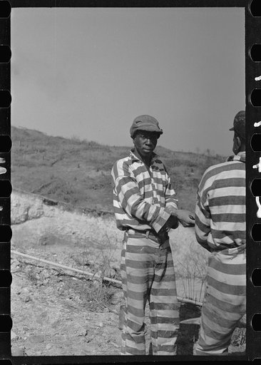 Untitled photo, possibly related to: Negro road gang, Jefferson County, Alabama