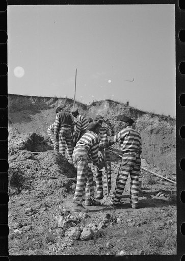 Untitled photo, possibly related to: Negro road gang, Jefferson County, Alabama
