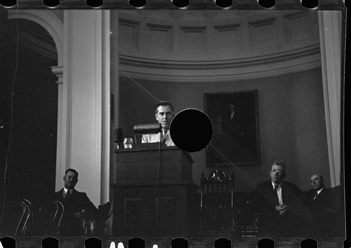 Untitled photo, possibly related to: Secretary Wallace addressing a group of Vermont and New Hampshire farmers at Hanover, New Hampshire