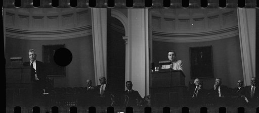 Untitled photo, possibly related to: Secretary Wallace addressing a group of Vermont and New Hampshire farmers at Hanover, New Hampshire