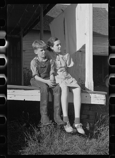 Untitled photo, possibly related to: Looking for the mail, McNally farm, Kirby, Vermont