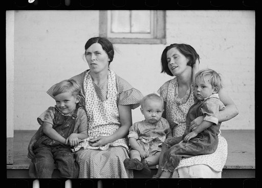 Mrs. Hallett and Mrs. Weber with their children, Tompkins County, New York