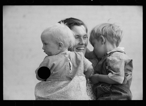 Untitled photo, possibly related to: Mrs. Hallett and Mrs. Weber with their children, Tompkins County, New York