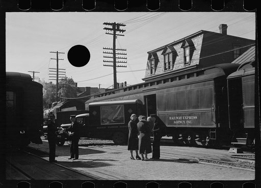 Untitled photo, possibly related to: Passengers arriving at railroad station, Hagerstown, Maryland