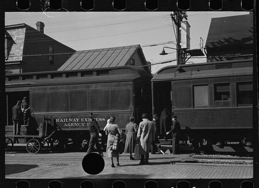 Untitled photo, possibly related to: Passengers arriving at railroad station, Hagerstown, Maryland