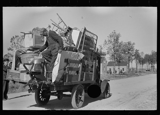 Untitled photo, possibly related to: Moving into Newport News Homesteads, Virginia