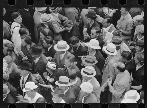 Crowds at races, Indianapolis, Indiana