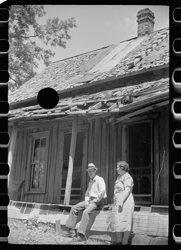 Untitled photo, possibly related to: Former home of a Wabash Farms settler, (Liston Barnes) Martin County, Indiana