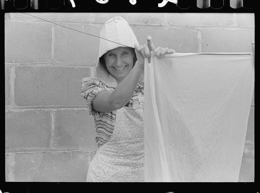 Resettled farmer's wife (Mrs. Lestor Barnes), Wabash Farms, Indiana