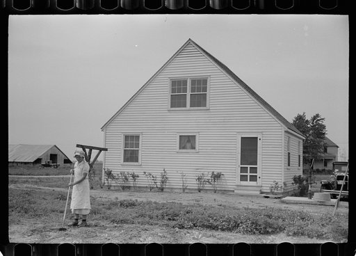 Working in garden, Wabash Farms, Indiana