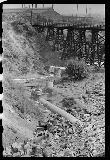 Untitled photo, possibly related to: Children at city dump, Ambridge, Pennsylvania
