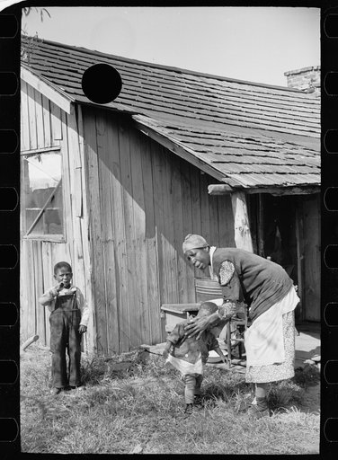 Untitled photo, possibly related to: Farm laborer's wife and children, "Eighty Acres," Glassboro, New Jersey