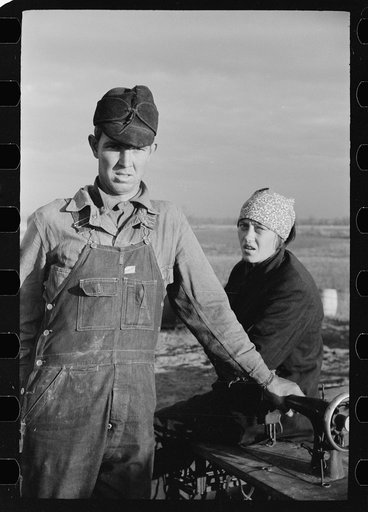 Untitled photo, possibly related to: Evicted sharecroppers along Highway 60, New Madrid County, Missouri