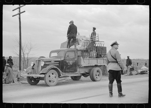 Untitled photo, possibly related to: State highway officials moving sharecroppers away from roadside to area between levee and Mississippi River, New Madrid County, Missouri