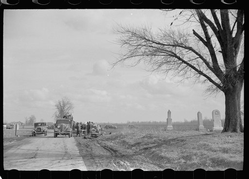 Untitled photo, possibly related to: State highway officials moving sharecroppers away from roadside to area between levee and Mississippi River, New Madrid County, Missouri