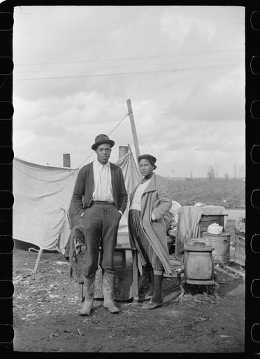 Untitled photo, possibly related to: Evicted sharecroppers along Highway 60, New Madrid County, Missouri