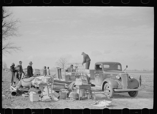 Untitled photo, possibly related to: State highway officials moving sharecroppers away from roadside to area between the levee and the Mississippi River, New Madrid County, Missouri